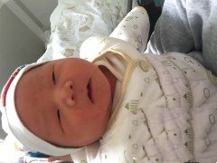 ��С��ɹ�ӵ���Լ��ı���' /></a></div>
		<div class=